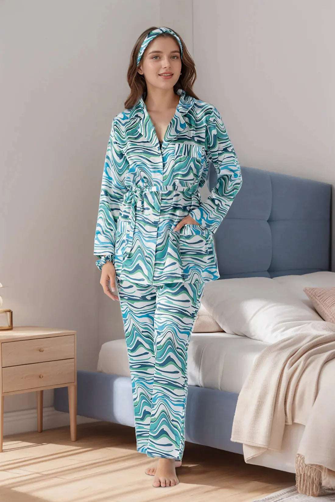 Silky Printed Pajama Set – Casual & Comfortable