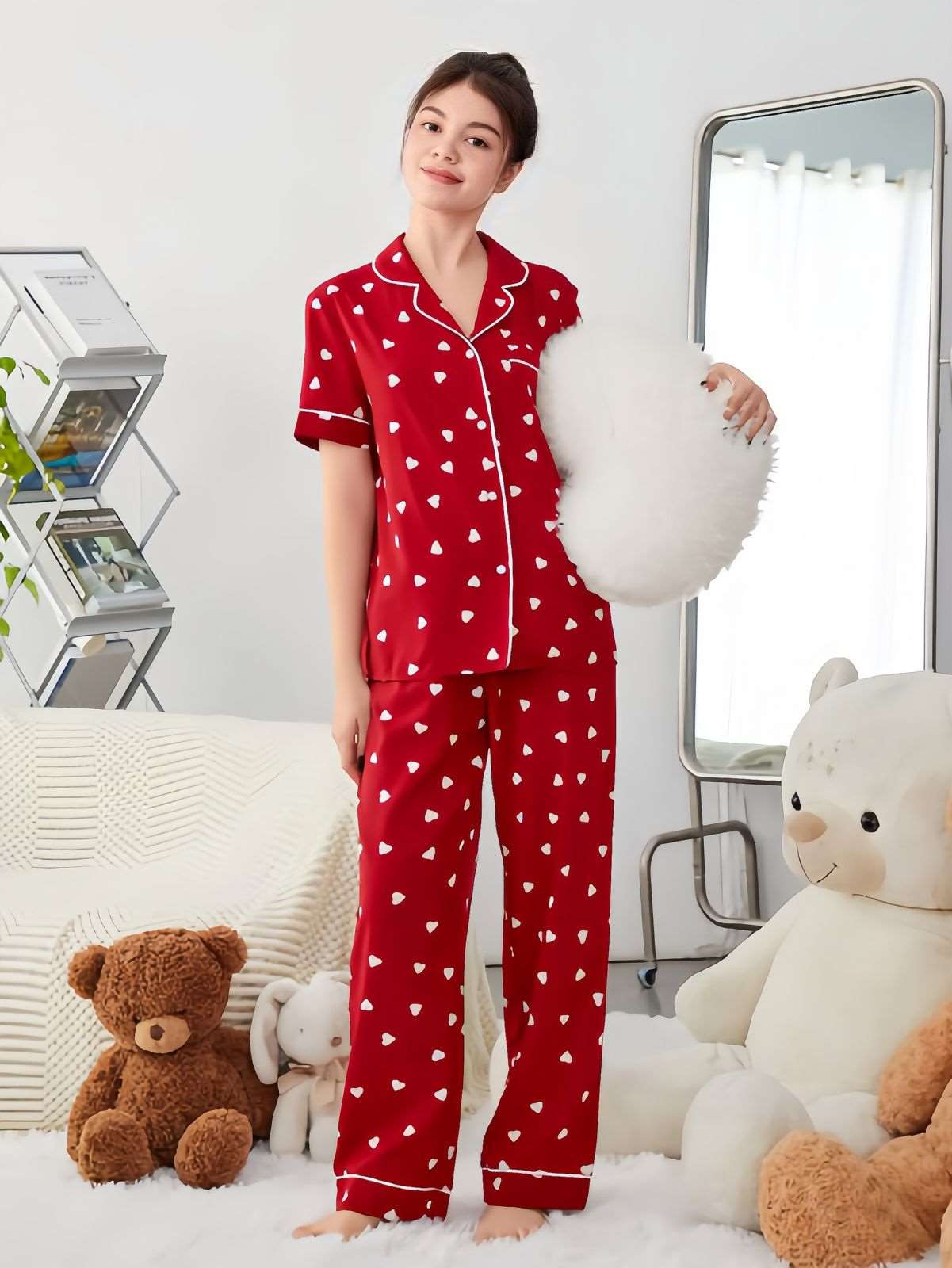 Romantic Red Heart Print Pajama Set for woman